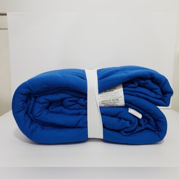 🆕 Mainstays by Becky G. & Alejandra Royal Blue Cloud Quilt Full Queen - Picture 8 of 11